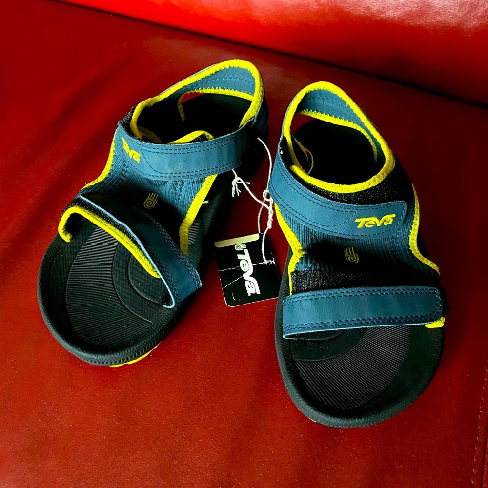 Teva brand new kids sandals, size 2.